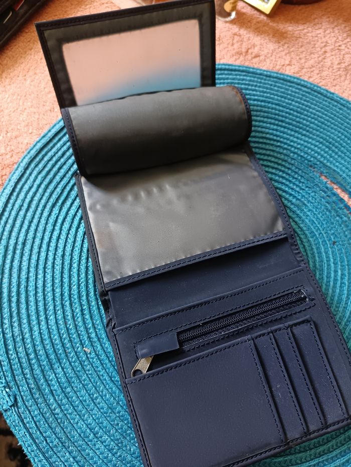 Porte feuille - photo numéro 4