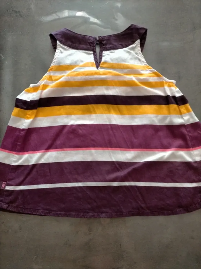 Blouse 4 ans ( 102 cm) - photo numéro 4