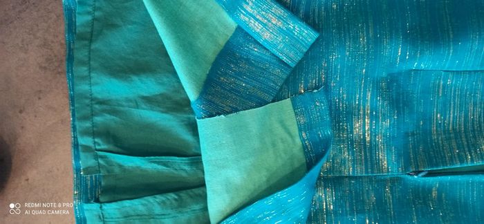 Robe fait main turquoise brillante - photo numéro 9