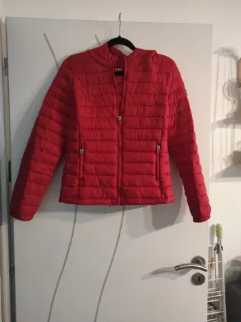 Doudoune mi-saison rouge Jennyfer taille xs