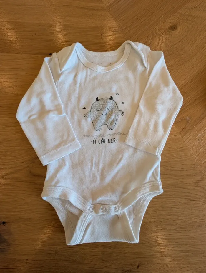 Lot de 3 bodies Gemo - Taille : 6 Mois - photo numéro 2
