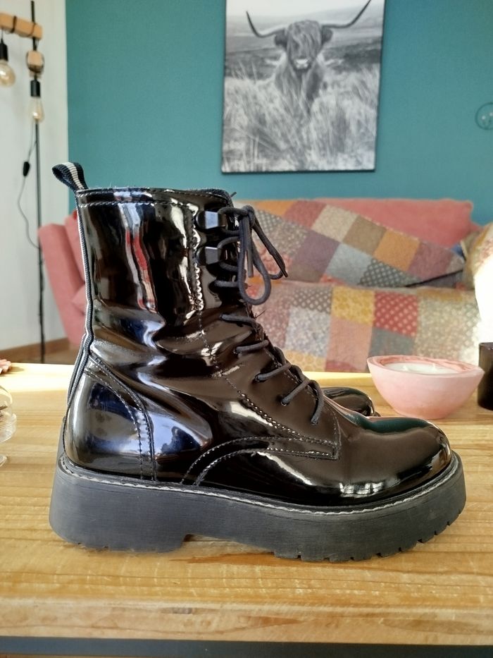 Bottines vernies