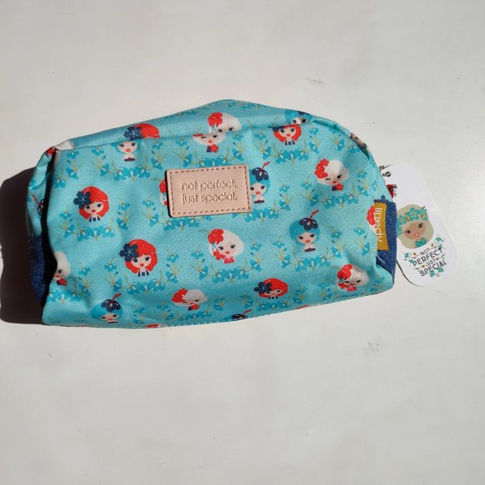 Très belle trousse de 20 x 12 x 7 cm, Lil'ledy