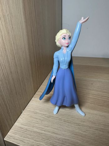 Figurine reine des neiges dinsey