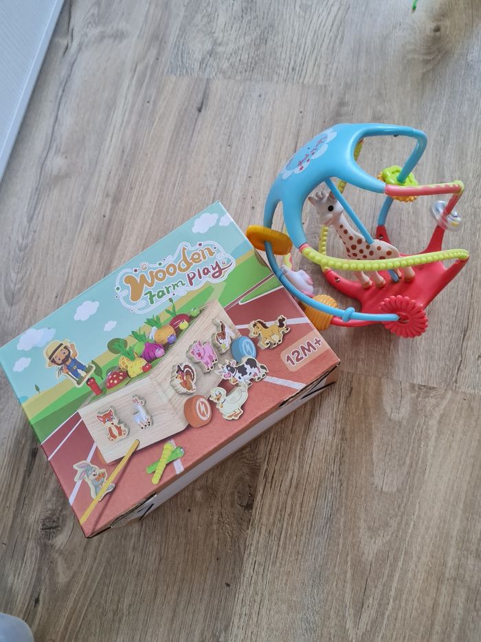 Lot jouets bébé - photo numéro 2