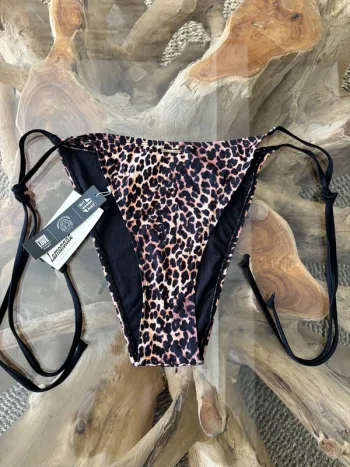 Bas de maillot de bain léopard femme ficelles