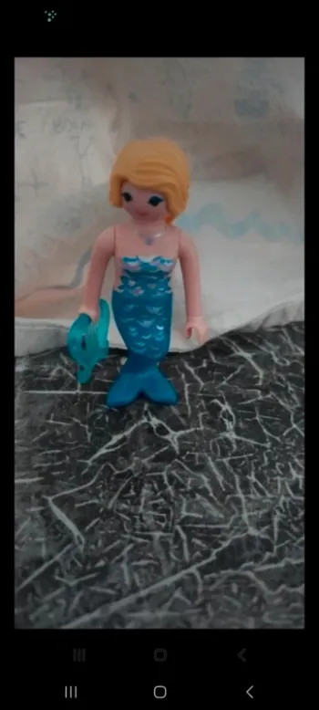 Figurine femme playmobil