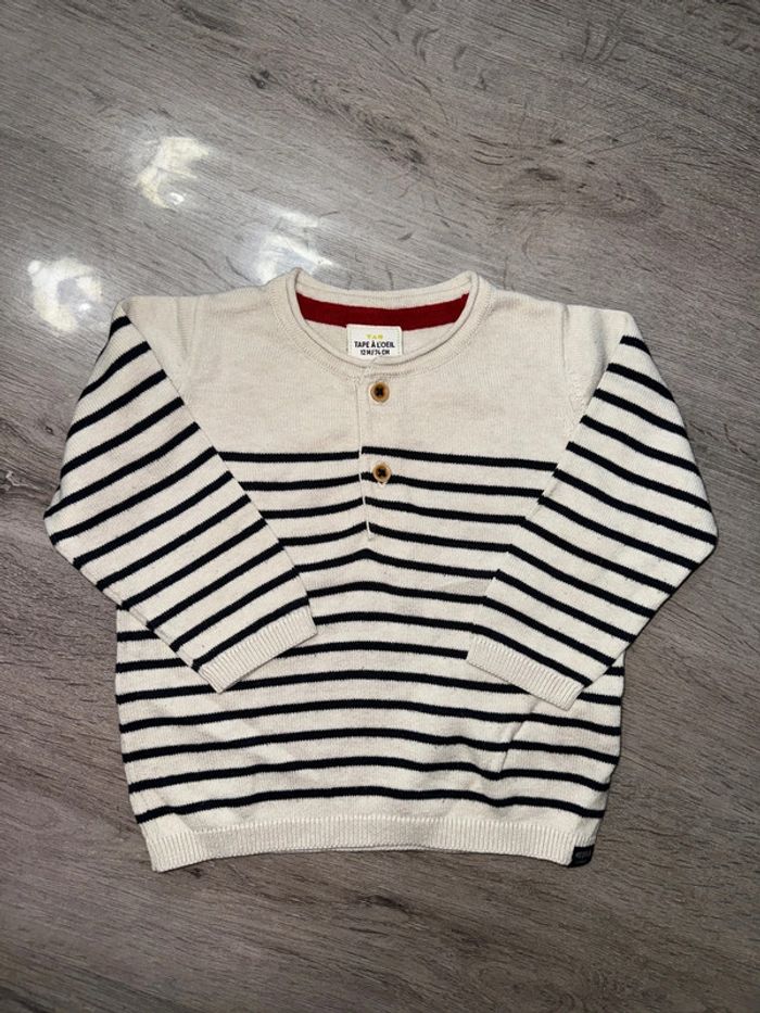 Pull 12 mois tape à l'œil