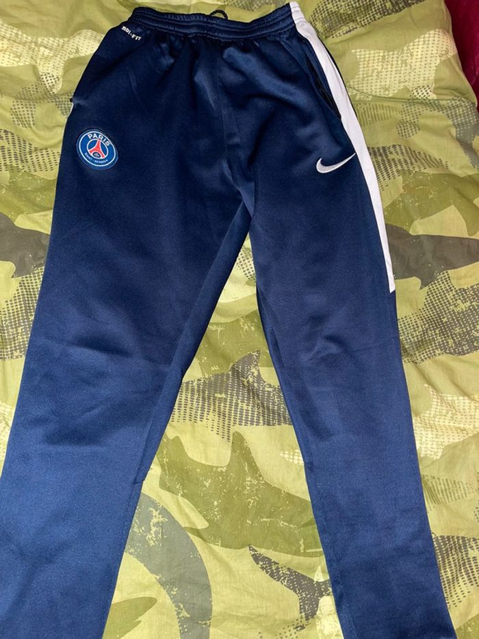 Jogging nike - photo numéro 2