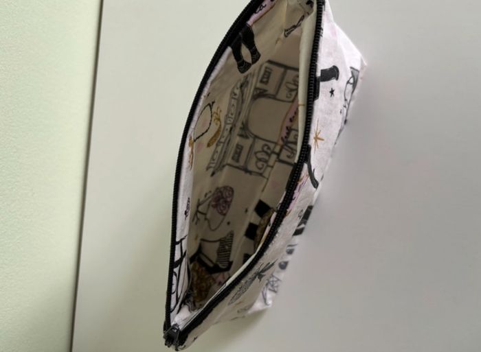 Trousse / pochette imperméable thème Paris - photo numéro 4