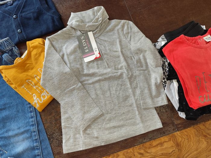 Lot vêtements fille 3 ans - photo numéro 4