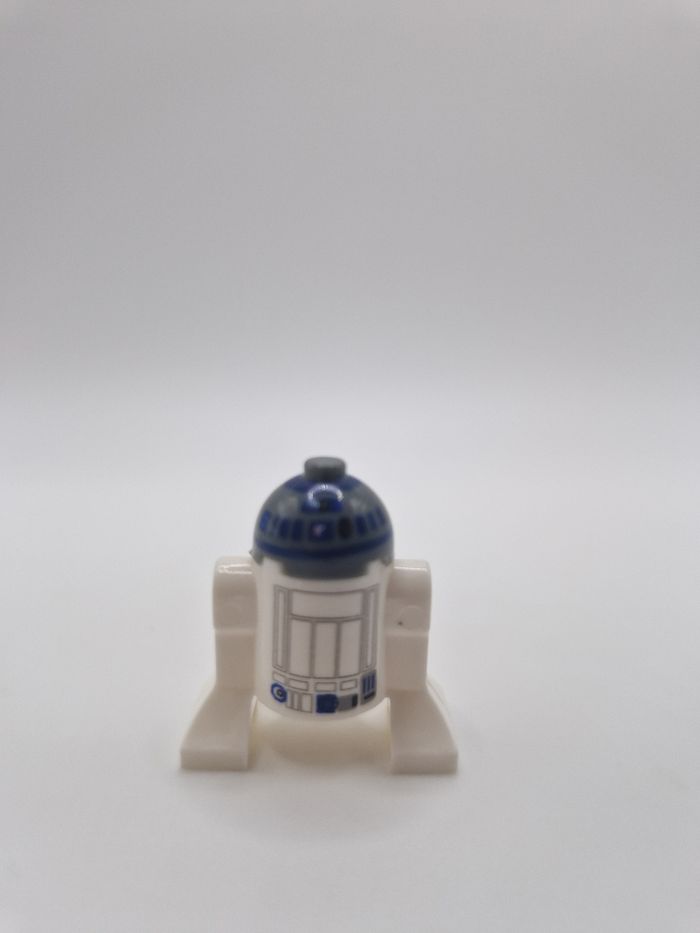 Figurine type lego petit droide R2D2 star wars - photo numéro 3