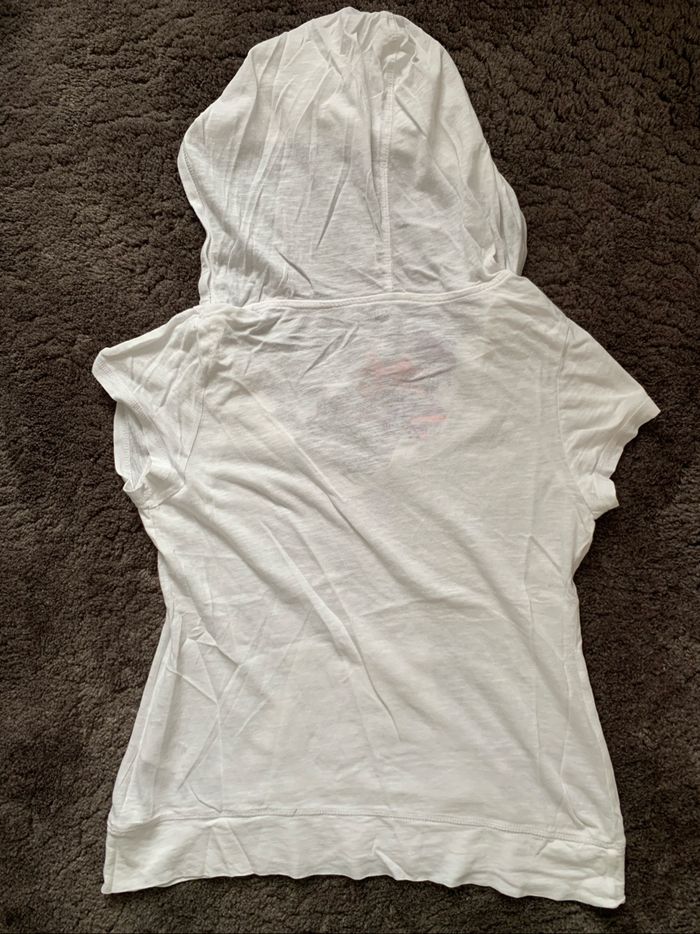 Tee shirt à capuche - photo numéro 3