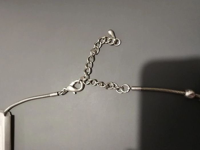 Collier à breloques fantaisie argenté - photo numéro 3