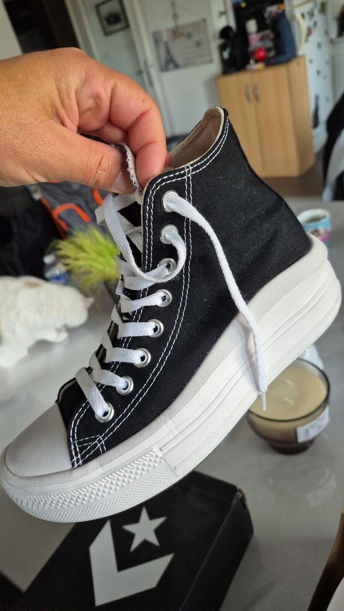 Converse - photo numéro 3