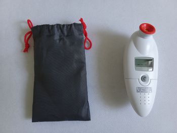 Thermomètre frontal à infrarouge 
