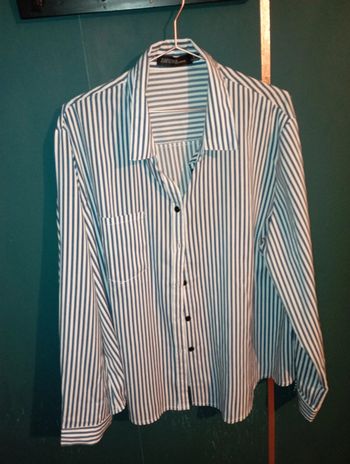 Chemise femme rayée blanc et bleu marine
