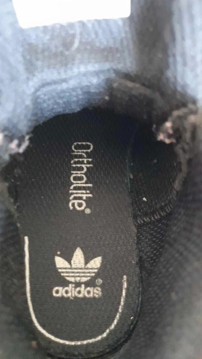 Baskets Adidas pointure 24 - photo numéro 7