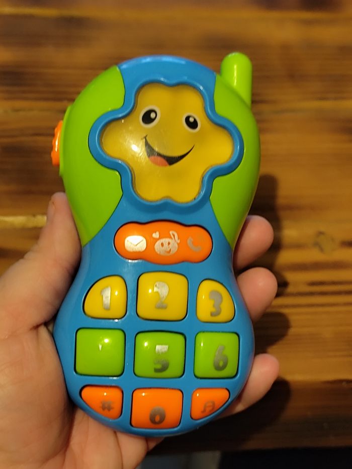 Téléphone Jouet Éducatif Lumineux et Musical - photo numéro 2