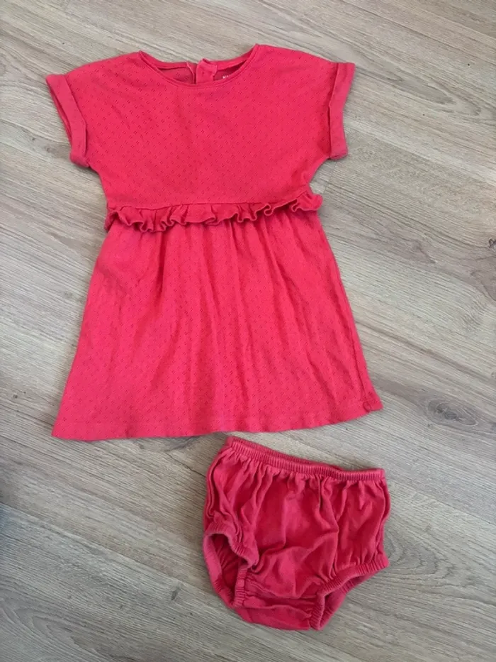 Ensemble robe et culotte Kiabi rouge