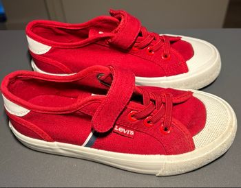 Basket levi’s rouge pointure 32