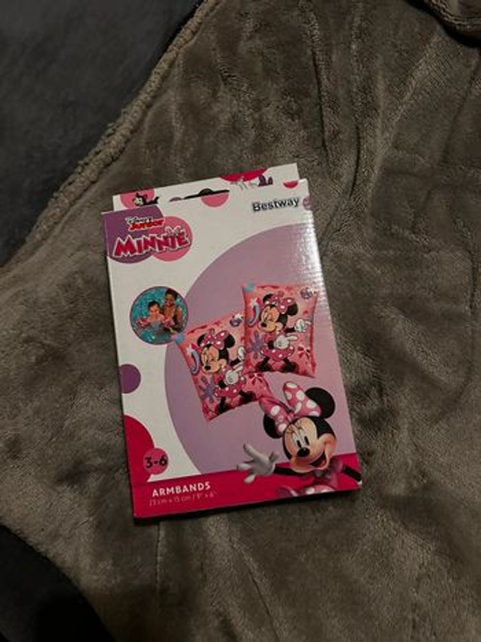 Brassards Minnie