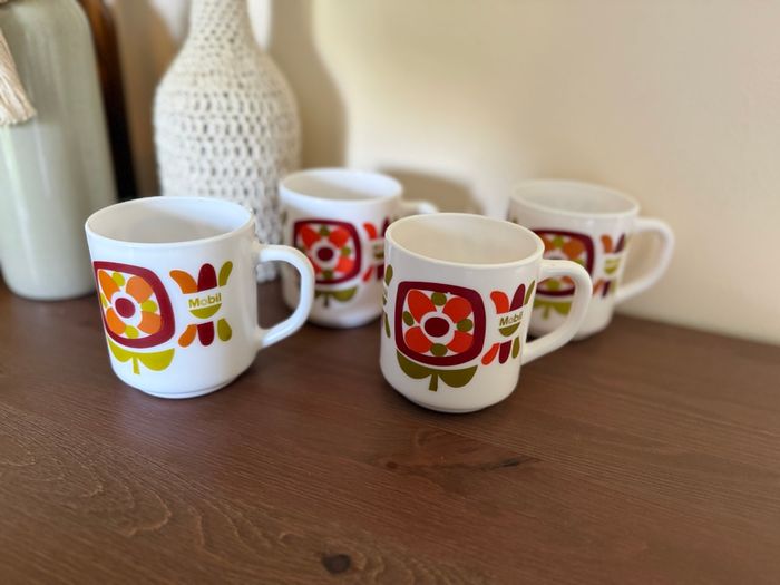 Lot de 4 mugs mobil  - Arcopal