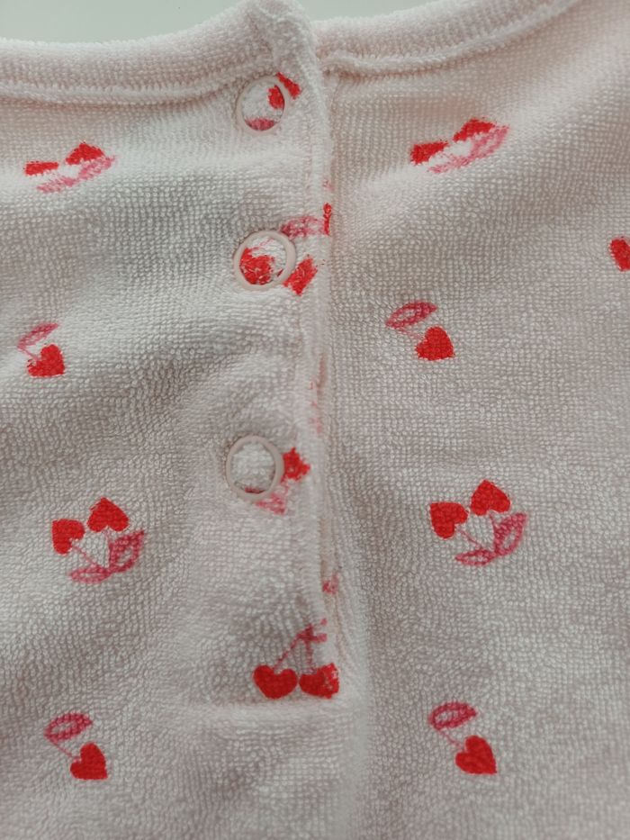 Combishort neuf taille 9 mois - photo numéro 5