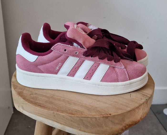 Basket Adidas Campus femme 39 1/3 - photo numéro 2