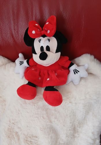 Doudou-Peluche Minnie Mouse *24 cm