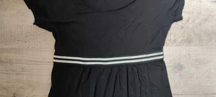Jolie robe de grossesse d'été en parfait état - photo numéro 2
