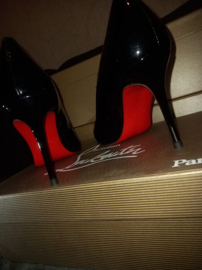 Louboutin - photo numéro 3