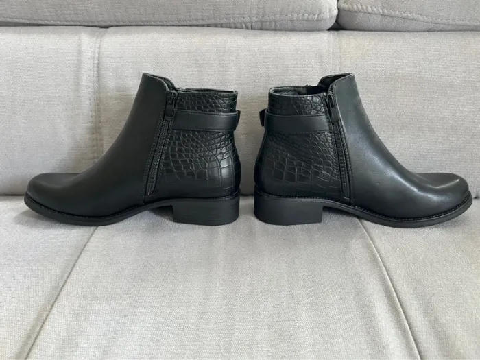 Bottines neuves taille 39 - photo numéro 3