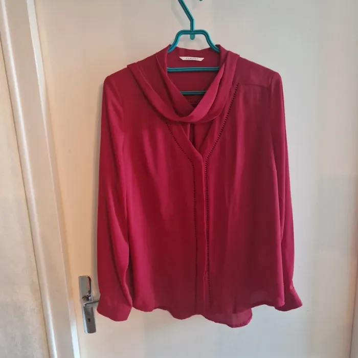 T40 chemisier fluide rouge