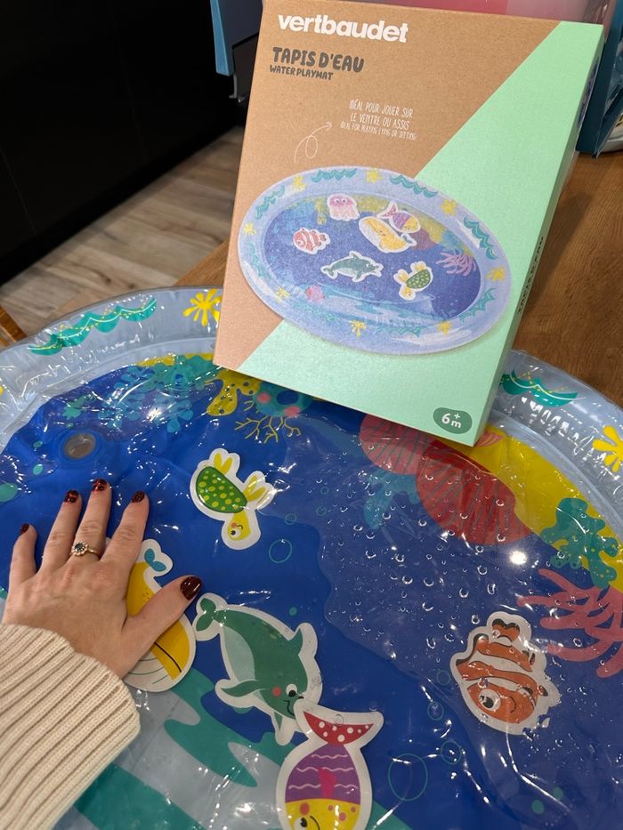 Tapis d’eau bébé utilisé une fois