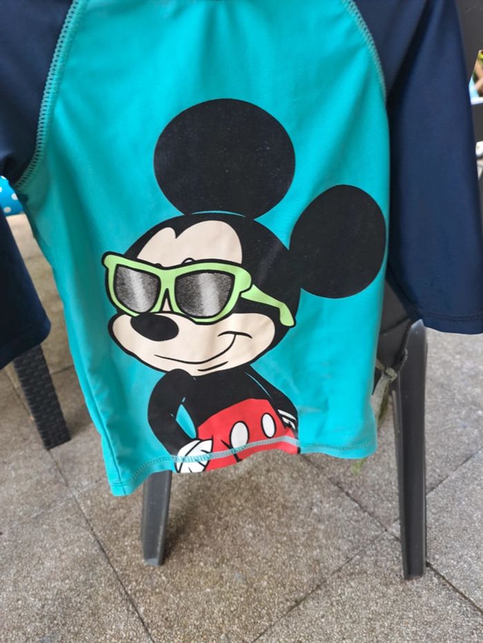 Haut de maillot de bain mickey manche 3/4anti uv 24 mois - photo numéro 3