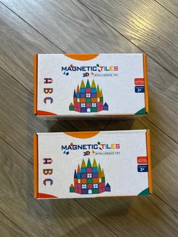🧩 Jeux de construction magnétiques – 2 boîtes de 32 pièces