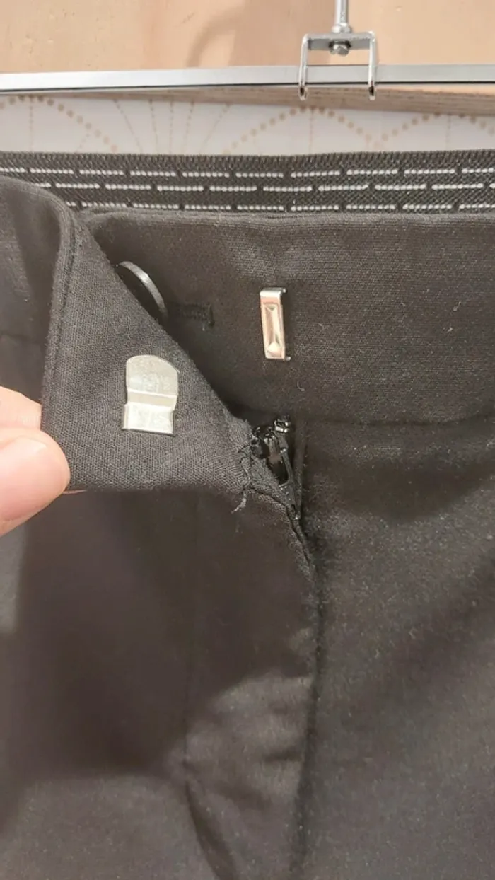 Pantalon Zara noir - photo numéro 4