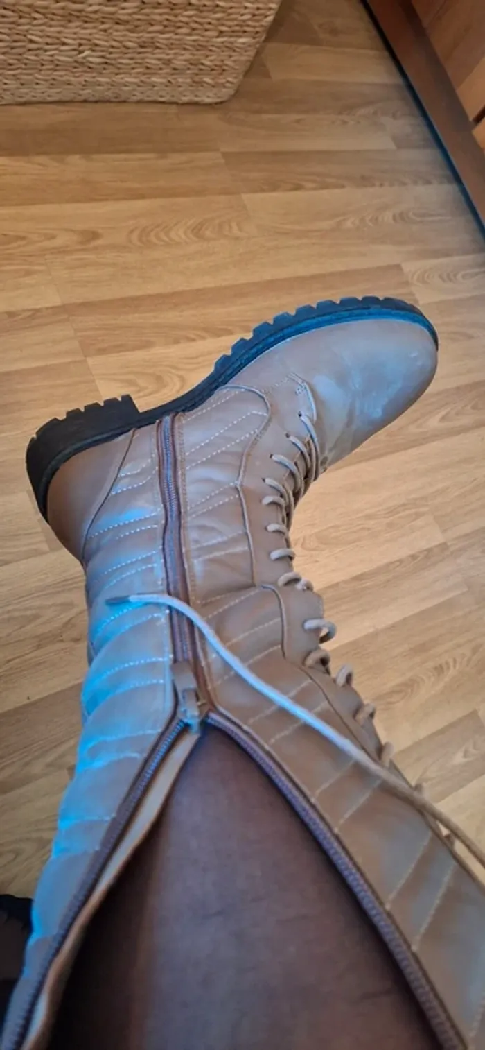 Bottes hautes a lacets t37 - photo numéro 2