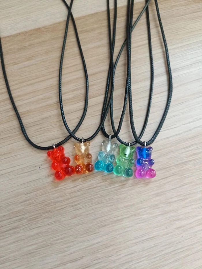 Lot de 5 colliers nounours