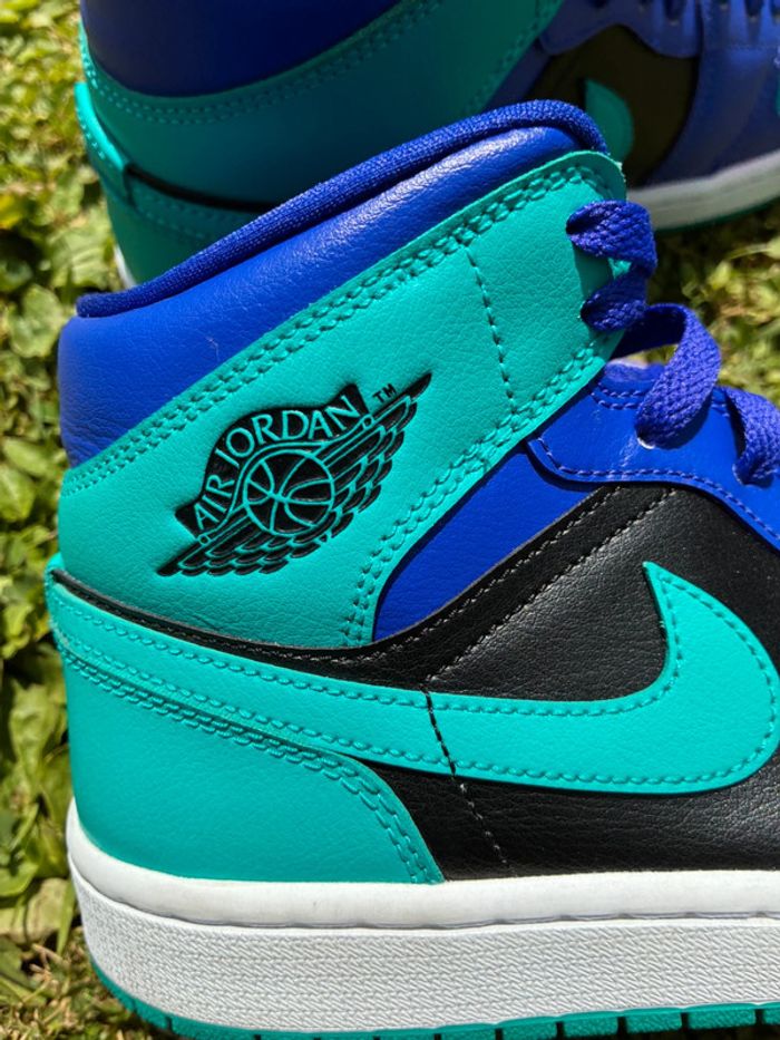 Basket Jordan 1 mis noir violette black grappe pointure 38 neuves sans boîte - photo numéro 9