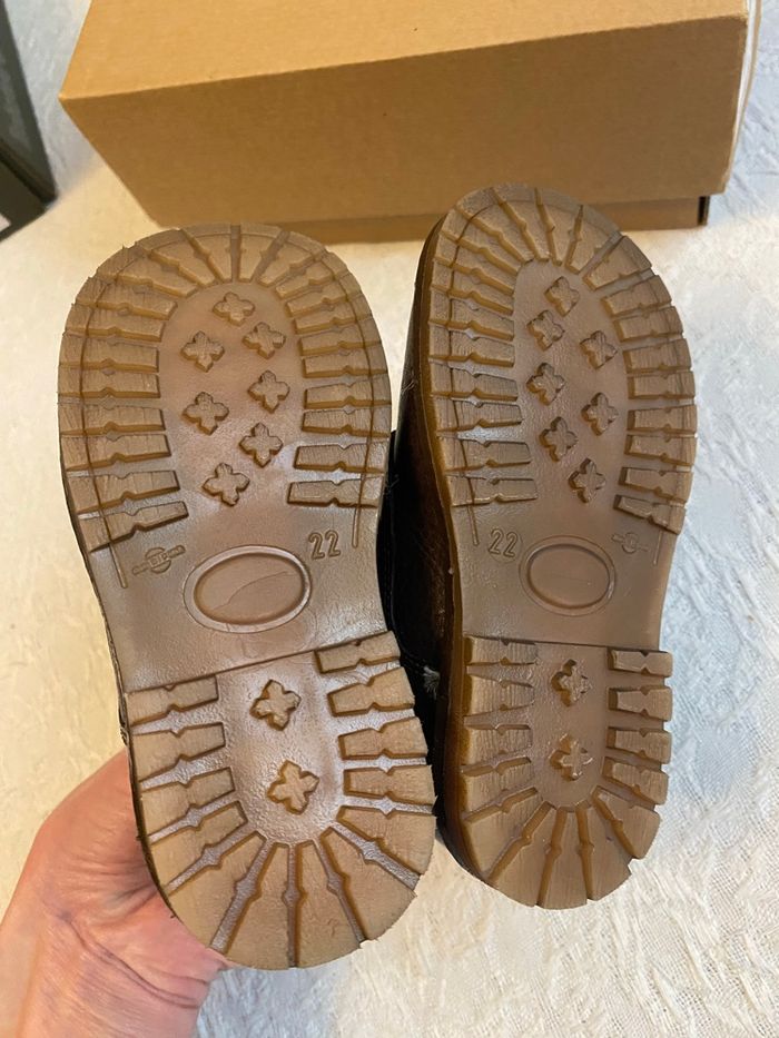 Bottines fourrure / unisexe / taille 22 - photo numéro 4