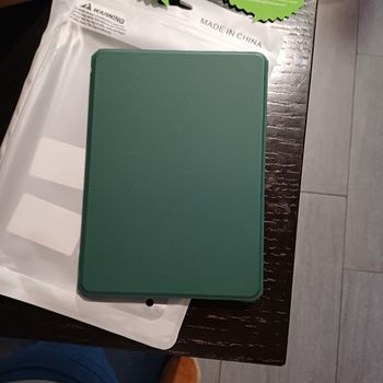 Étui a liseuse neuve