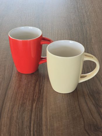 Lot mugs/Tasses.