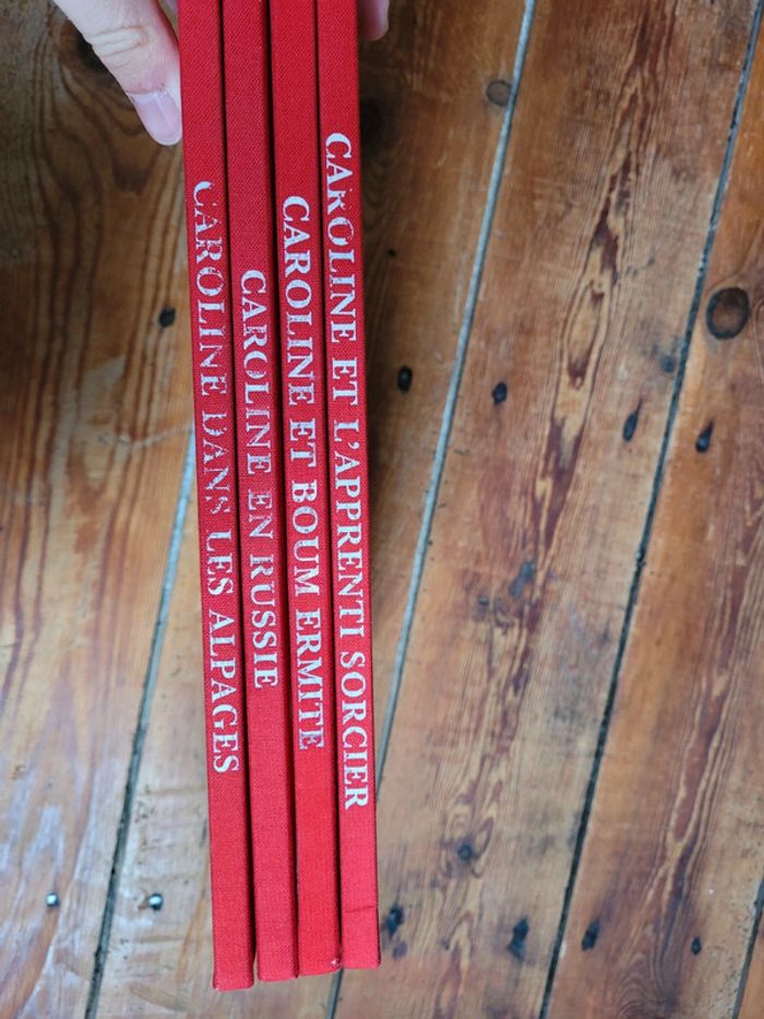 Lot de 4 livres très rares Caroline Pierre Probst Hachette Jeunesse albums reliure rouge - photo numéro 3