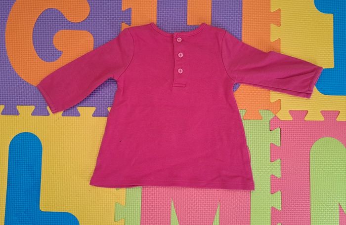 T-shirt manches longues fushia oiseau, taille 6 mois (68 cm) - photo numéro 2