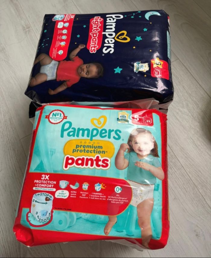 Couches Pampers Pants nuit et jour taille 5