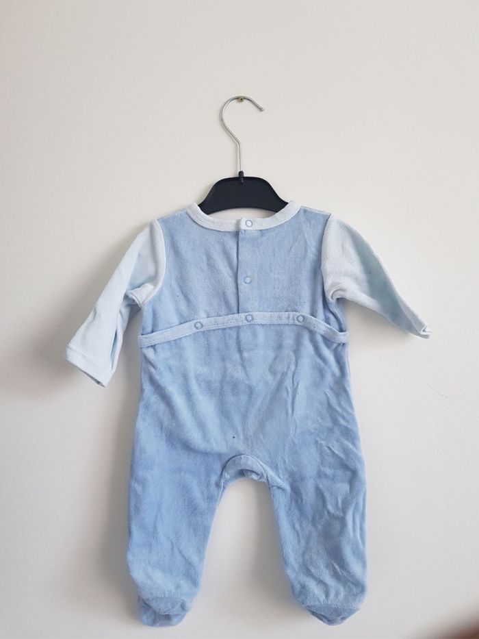Pyjama en velours taille 3 mois - photo numéro 4