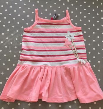 Robe fines bretelles