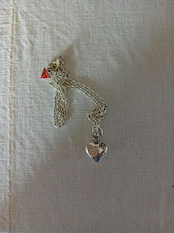 Collier guess argenté